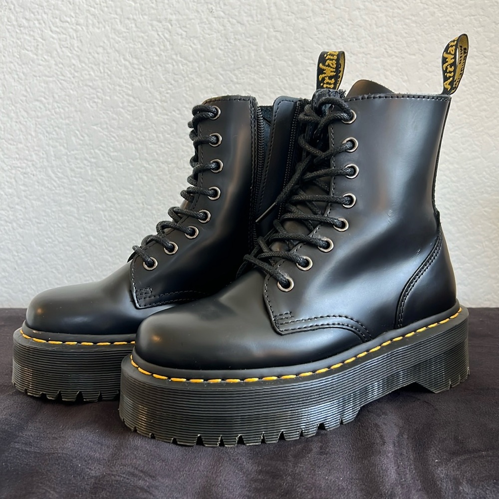 Dr. Martens Jadon Smooth Leather - Black Size 5 Women’s
